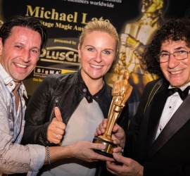 Michael Late erhält den Merlin Award in der Plus City